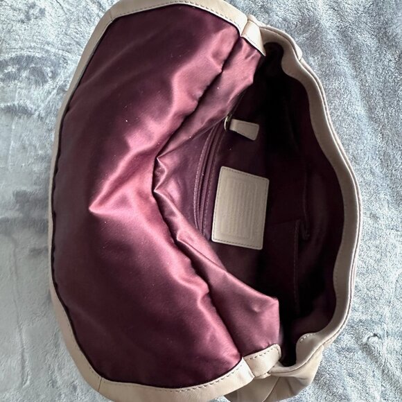 Cream Coach Shoulder Bag - Picture 9 of 13